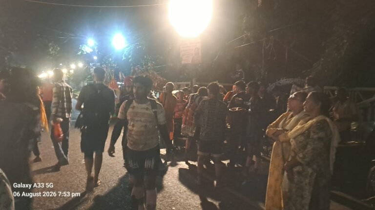 हरिद्वार से रुड़की तक कांवड़ियों का जनसैलाब, टूटे पिछले कई रिकॉर्ड!